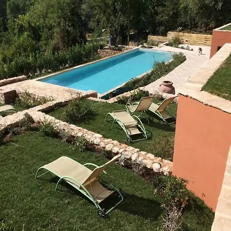 Castello Di Postignano Hotel