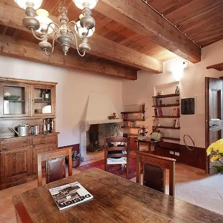 Castello Di Postignano Sellano