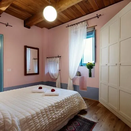 Castello Di Postignano Sellano