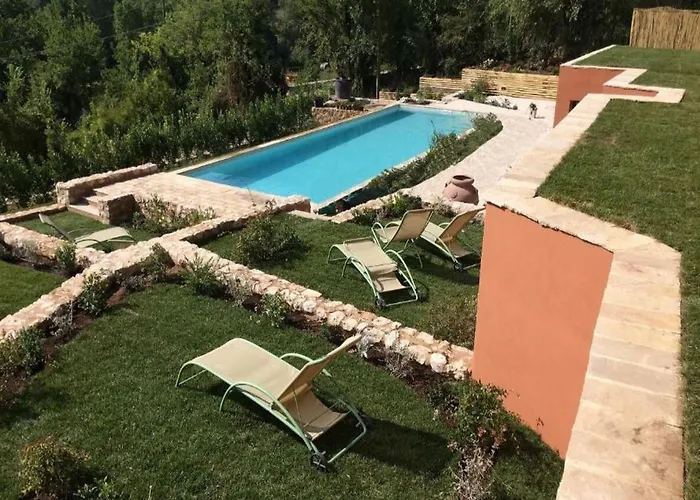 Castello Di Postignano Hotel