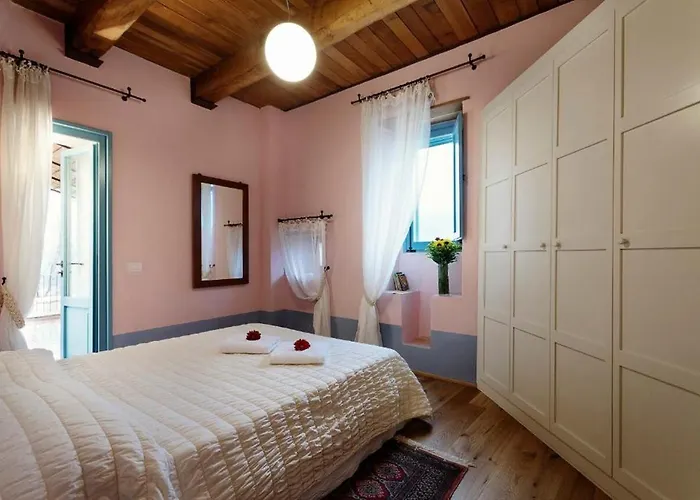 Castello Di Postignano Sellano